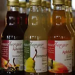 Boutique & Bio Wirtshaus Schwarzer Bock 4*