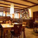 Boutique & Bio Wirtshaus Schwarzer Bock מלון 4*