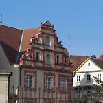 מלון Boutique & Bio Wirtshaus Schwarzer Bock 4*