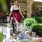 Boutique & Bio Wirtshaus Schwarzer Bock מלון אנסבאך